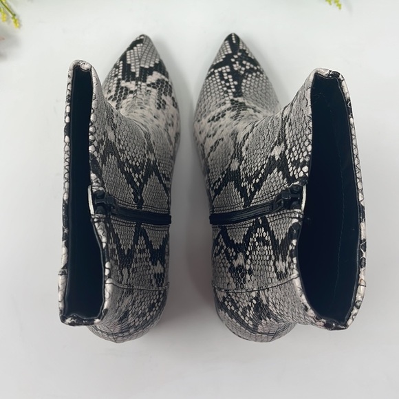 Aqua Women's Marlo Booties Size 9 - Picture 5 of 12